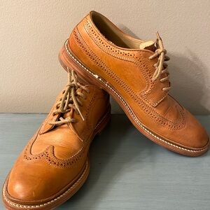 The Frye Company John Atoye Oxford wingtips in British tan. Size 71/4 D men’s